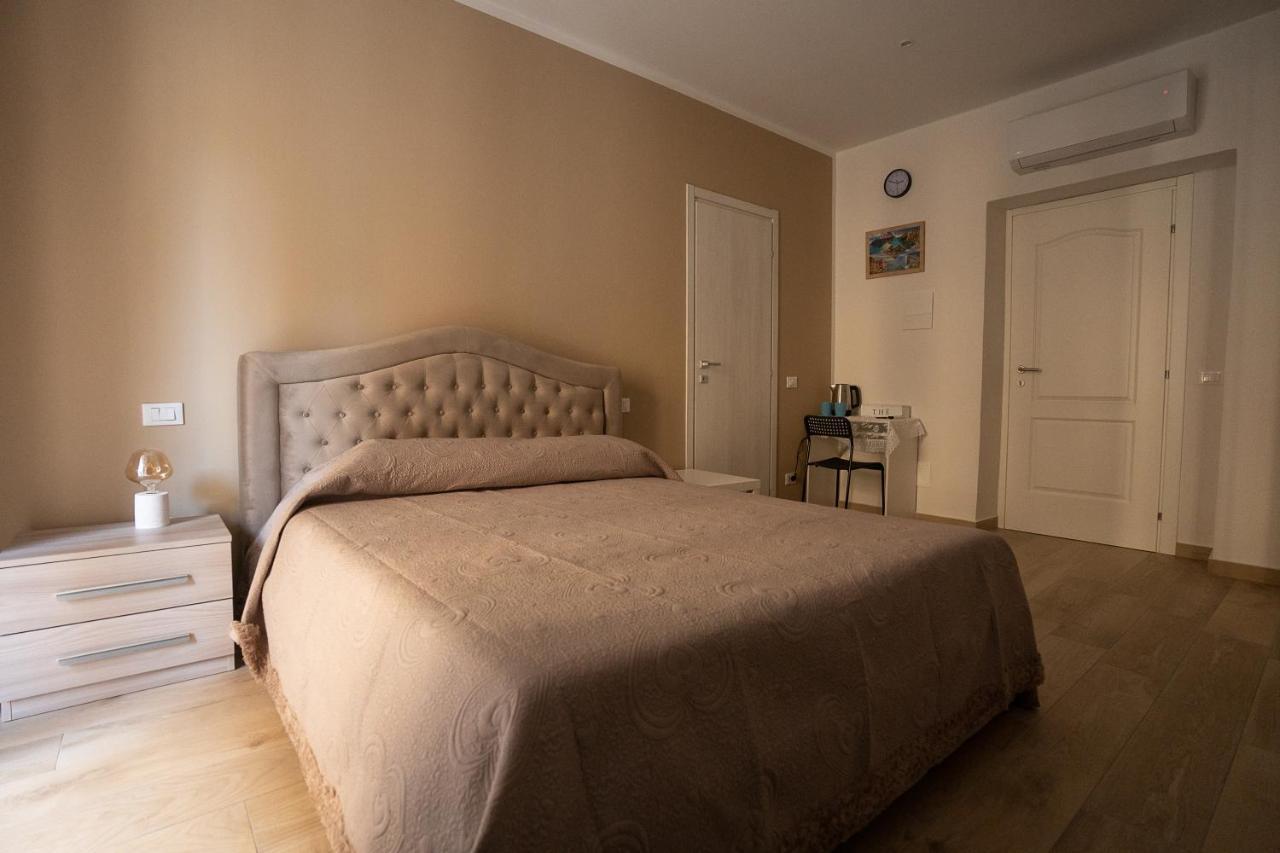 Le Stelle Della Spezia Bed & Breakfast ภายนอก รูปภาพ