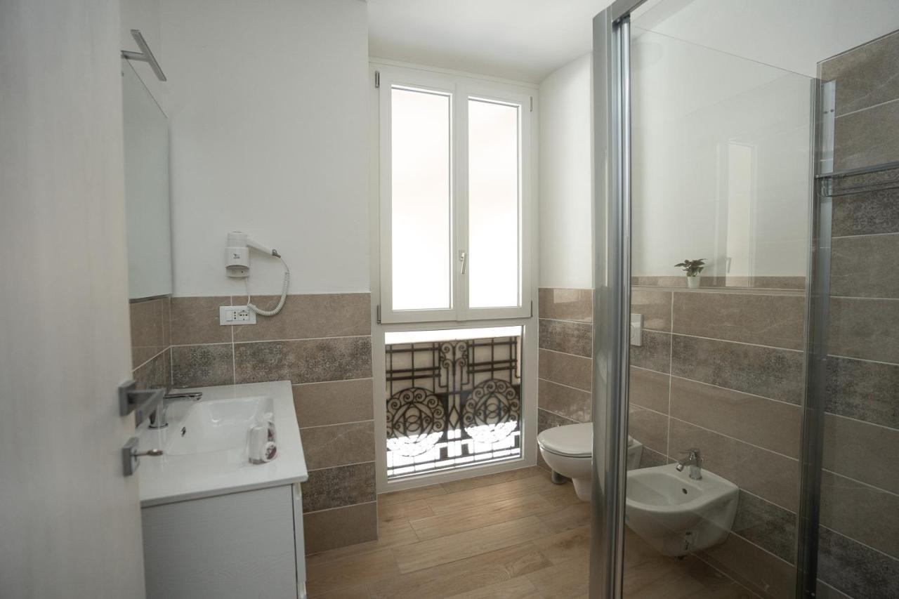 Le Stelle Della Spezia Bed & Breakfast ภายนอก รูปภาพ