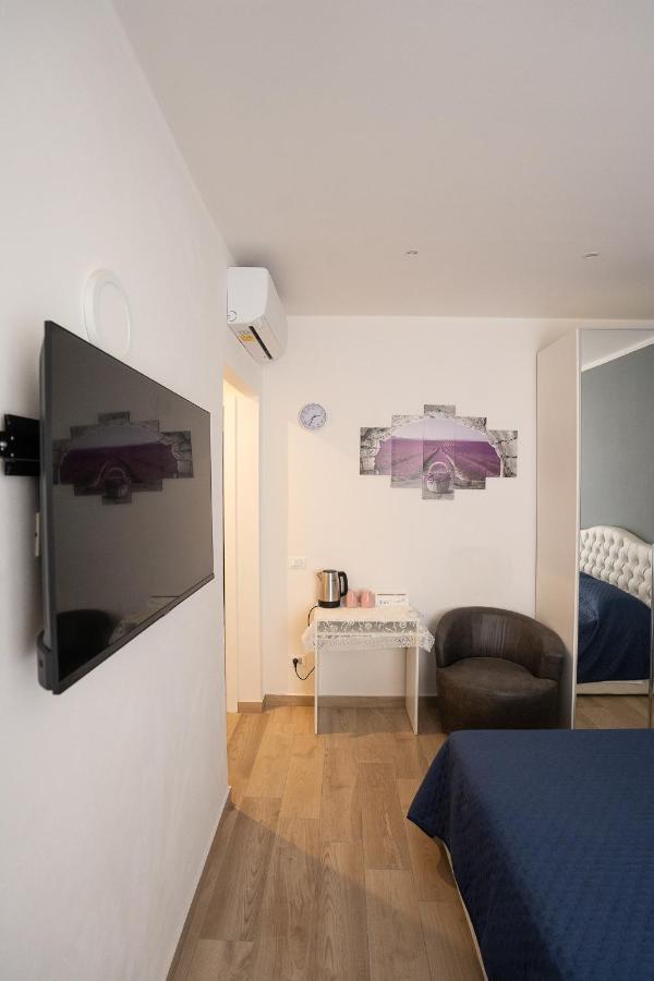 Le Stelle Della Spezia Bed & Breakfast ภายนอก รูปภาพ