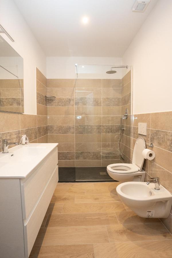 Le Stelle Della Spezia Bed & Breakfast ภายนอก รูปภาพ