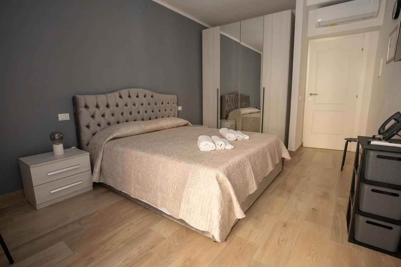 Le Stelle Della Spezia Bed & Breakfast ภายนอก รูปภาพ